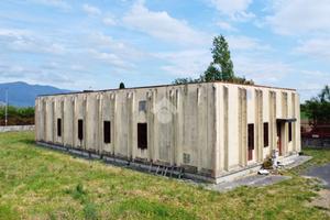 CAPANNONE A SAN GIULIANO TERME