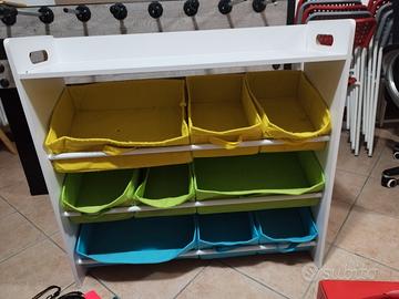 Mobiletto porta giochi