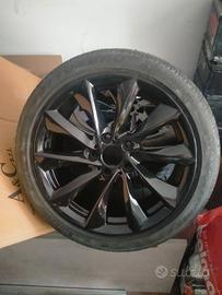 4 cerchi 18 con gomme