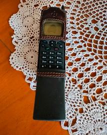 cellulare Nokia 8110