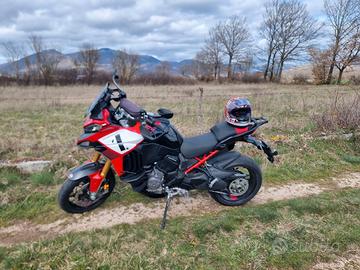 Ducati multistrada v4 pikes peak