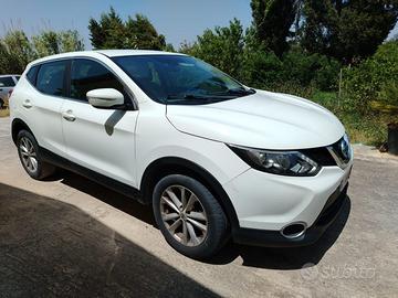 Nissan quasqhai