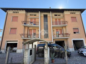 3 LOCALI A COSTA VOLPINO