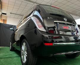 Lancia Ypsilon 1.4 Modamilano