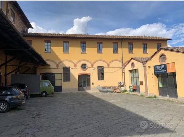 Attività commerciale - Siena