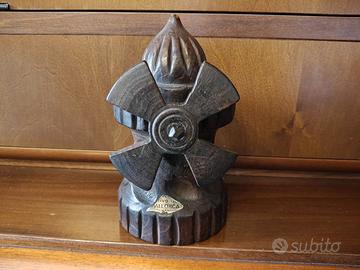 Scultura in legno di un Mulino a vento di Maiorca