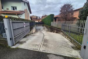 BOX A CORNATE D'ADDA
