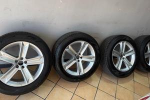 CERCHI 20 AUDI Q8 E GOMME PIRELLI SCORPION