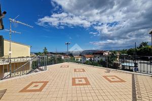 5 LOCALI A NOTARESCO