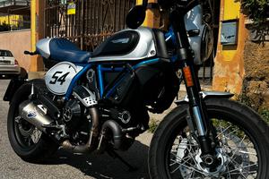 DUCATI SCRAMBLER 800