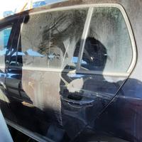 VOLKSWAGEN GOLF 6 - PORTA POSTERIORE SINISTRO