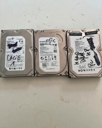 3 Hard Disk Seagate, 1 TB + 750 GB + 500 G