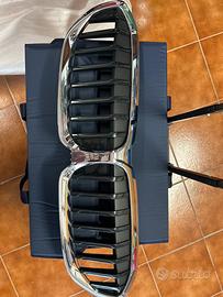 Mascherina frontale BMW 320 sport