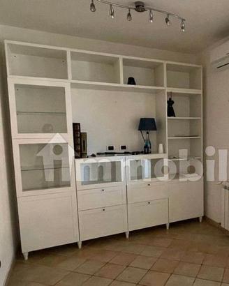 Mobile libreria a parete