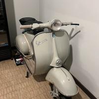 Vespa d'epoca anno 1958