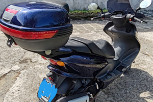 Yamaha Majesty 150 in provincia di La Spezia