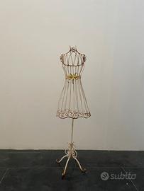 Manichino in ferro battuto