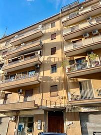 Zona Notarbartolo - 6 vani