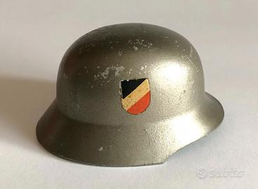 Elmetto tedesco originale in miniatura WW2