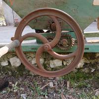 Deraspatrice in legno