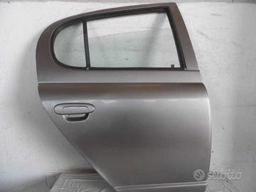 PORTIERA POSTERIORE DESTRA TOYOTA Yaris Verso Seri
