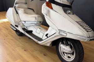 Honda cn 250