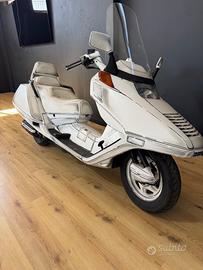 Honda cn 250