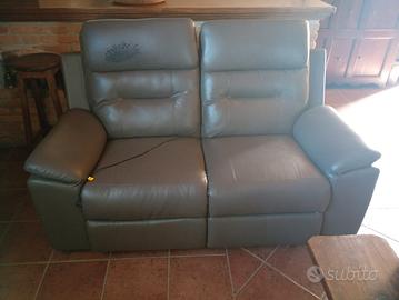 divano elettrico 2 posti