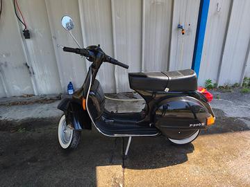PIAGGIO VESPA P 200 E