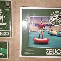 Subbuteo/Zuego vari articoli + pannello di legno 1
