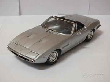 Maserati Ghibli Spider 1/18 Minichamps