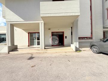 NEGOZIO A MONTESARCHIO