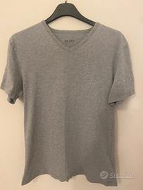 T-shirt grigia