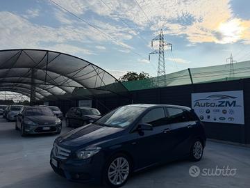 Mercedes-benz A 180 AUTOMATIC Premium