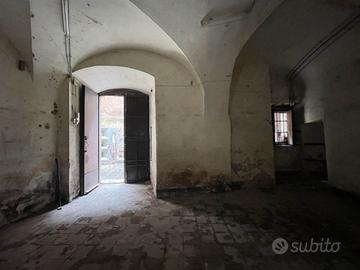 Rif.lu304| magazzino catania