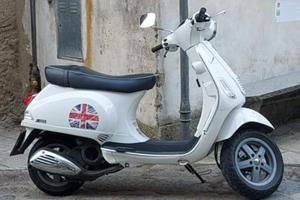 Piaggio 125