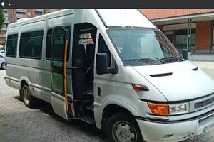 Minibus Iveco daily