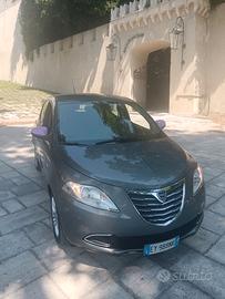Lancia y 1.2 benzina con impianto gpl