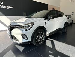 Renault Captur 1.6 e-tech full hybrid techno 145cv