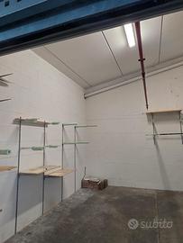 Picone ampio box auto