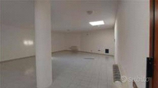 Immobile in asta di 85 m² con 1 locale a Teglio - Vista 3