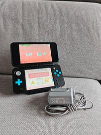 Nintendo 2DS XL con caricatore 