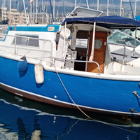 Multi98 motorsailer completa di vela