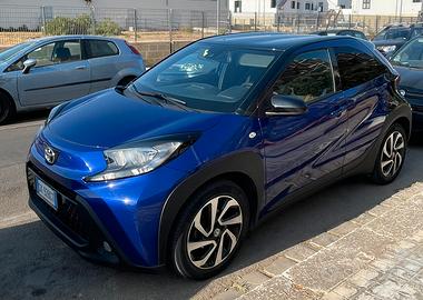 TOYOTA  AYGO X
