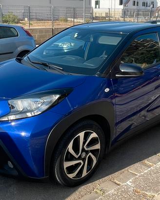 TOYOTA  AYGO X