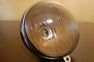 Faro SIEM vespa faro basso