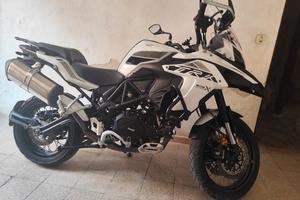 Benelli trk 