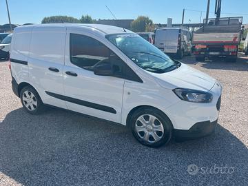 FURGONE FORD TRANSIT COURIER BENZINA