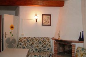 Casetta in Feniglia .300 m dal mare