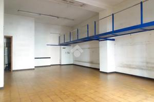 NEGOZIO A ALESSANDRIA